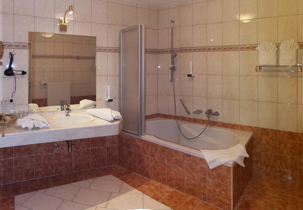 Hotel Erlenhof Kotschach-Mauthen Εξωτερικό φωτογραφία
